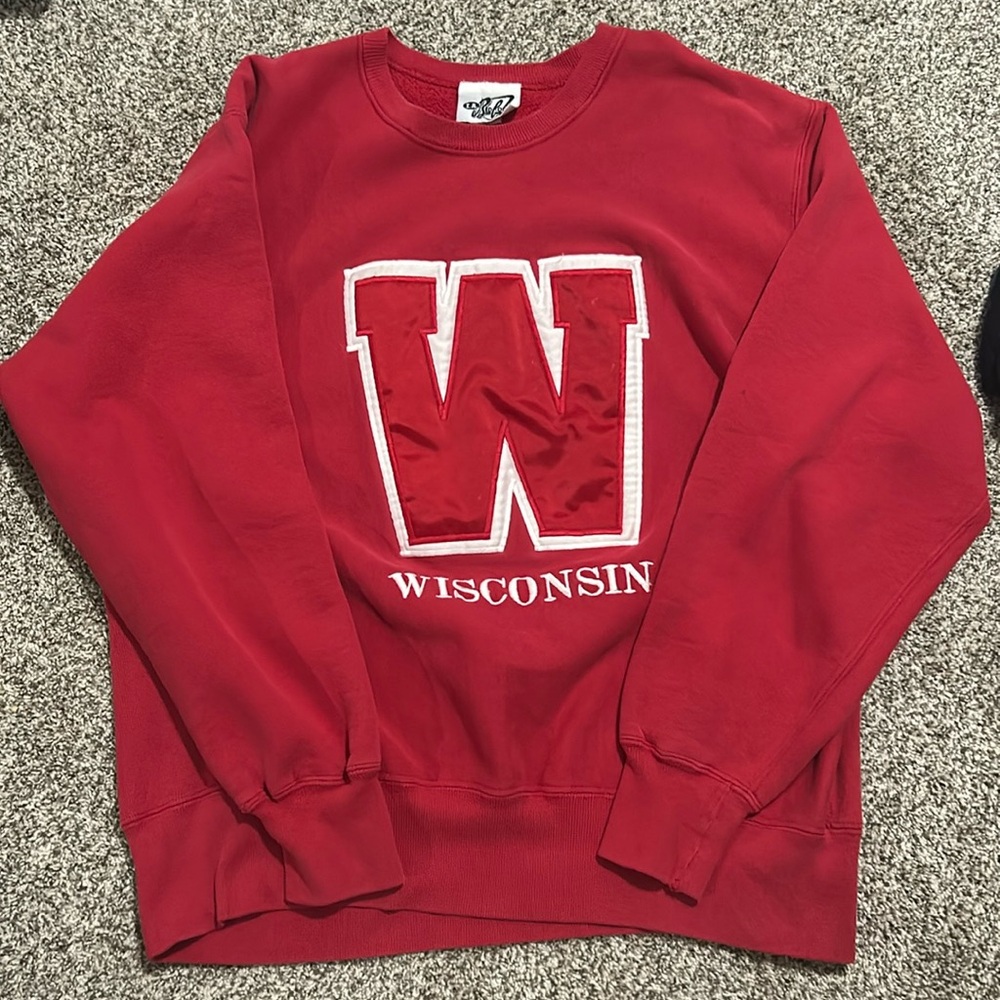 WISCONSIN CREWNECK, great condition lightly used! Size Large